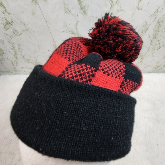 American Eagle Outfitters Buffalo Plaid Hat - Picture 4 of 8